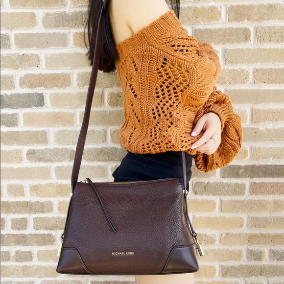 Michael Kors Handbags - NWT Michael Kors Crosby Crossbody